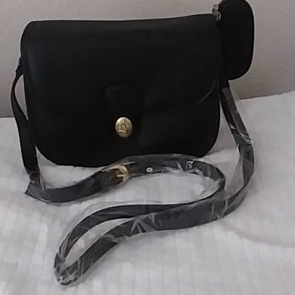 NWT Black Handbag - Picture 2 of 7